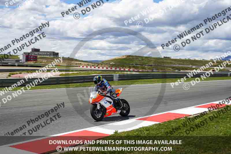 cadwell no limits trackday;cadwell park;cadwell park photographs;cadwell trackday photographs;enduro digital images;event digital images;eventdigitalimages;navarra;no limits trackdays;peter wileman photography;racing digital images;trackday digital images;trackday photos